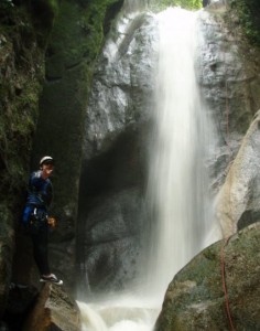 Canyoning in el Kilo Canyon, Ecuador